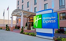 Holiday Express Brooklyn, An Ihg New York 3*